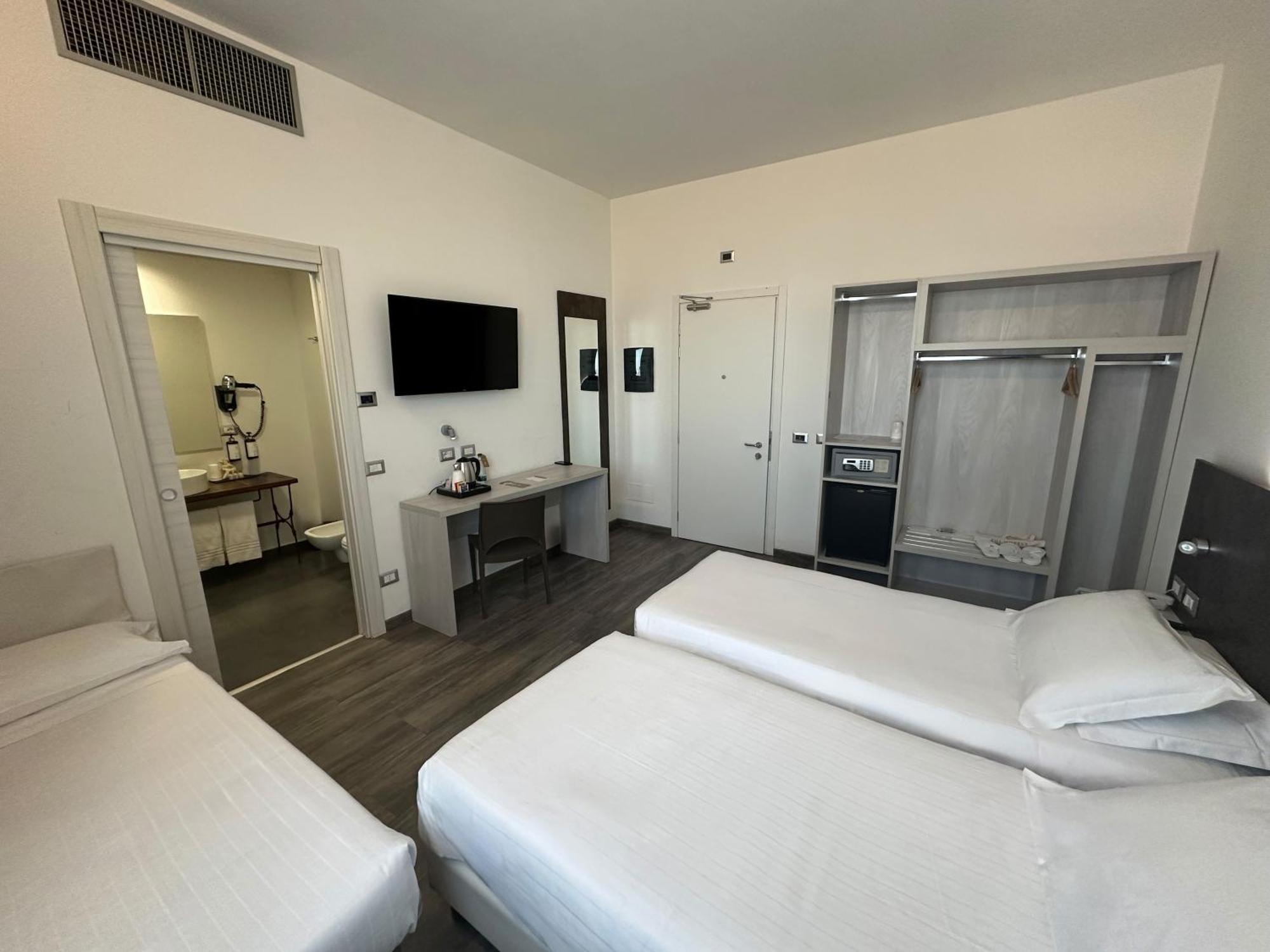 Phi Hotel Milano Baranzate Extérieur photo