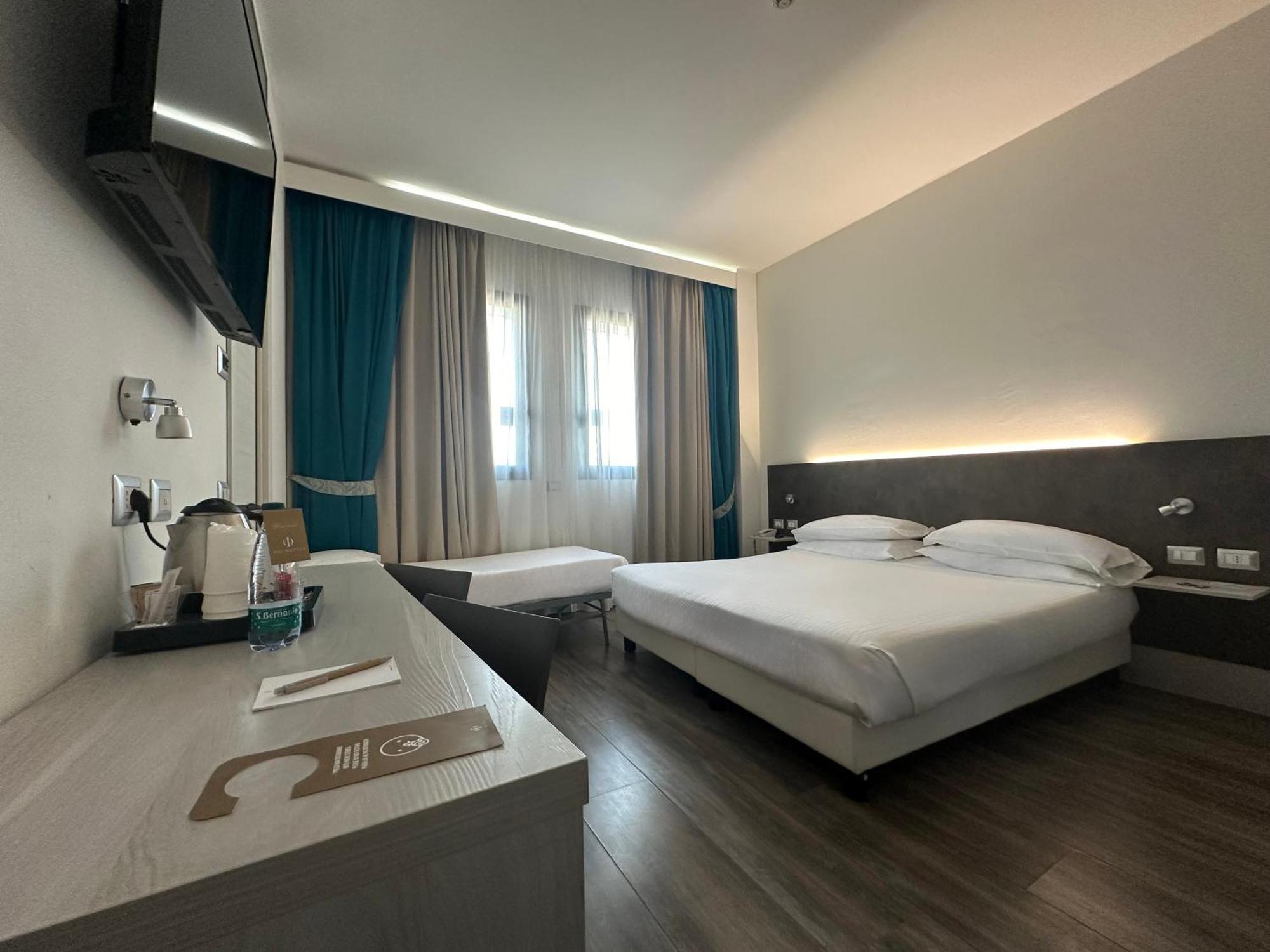Phi Hotel Milano Baranzate Extérieur photo